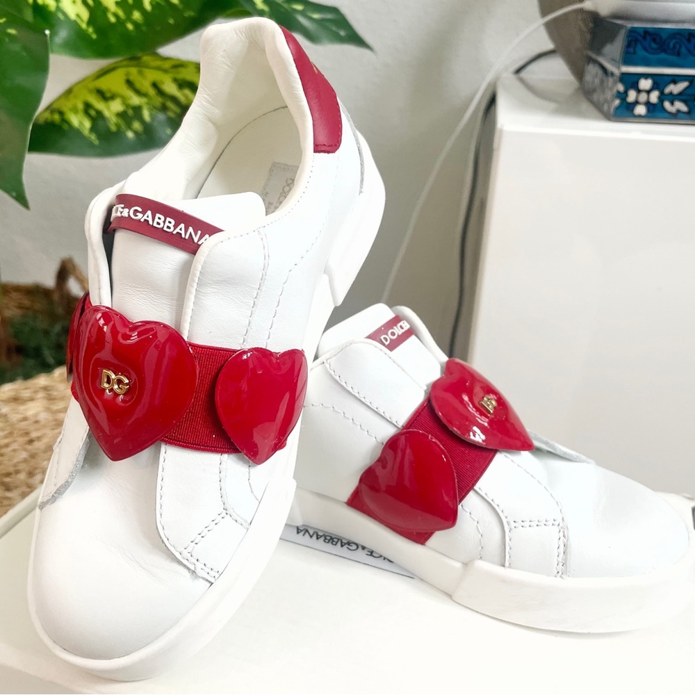D&G Bianco/ Rosso kid sneaker / kid Size 30.